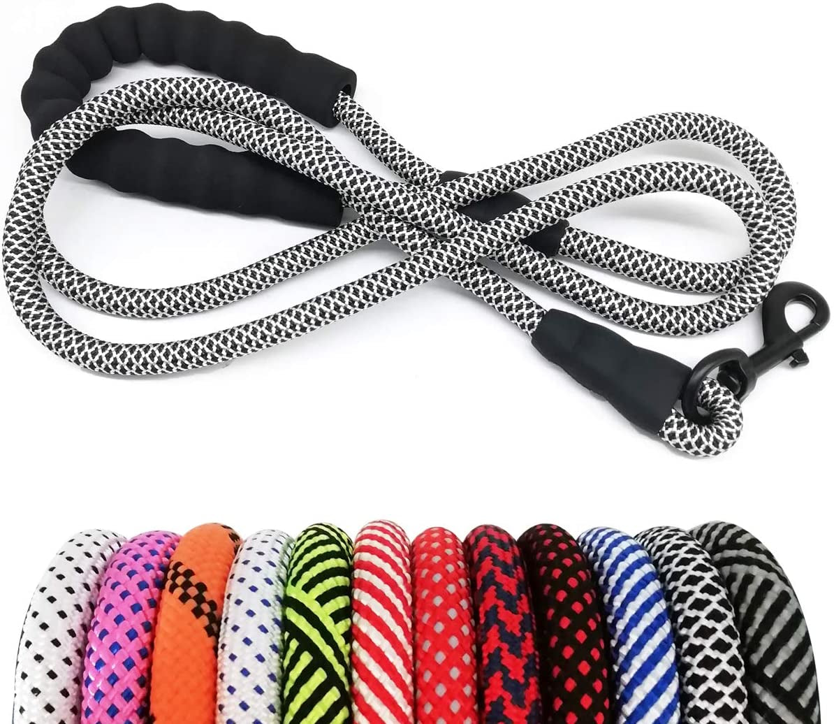 Dog leash with black and white pattern, displayed with multiple color options below on a white background.