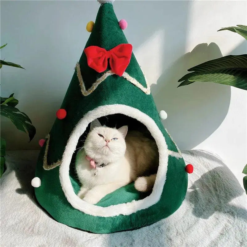 Holiday Tree Cozy Comfort Bed.2. - FurriendlyPaws | Furry Friends, Happy Hearts